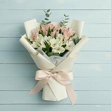 Букет цветов из:  Альстромерии в Манушкино