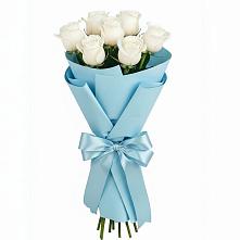 Букет 7 белых роз Проуд в Манушкино