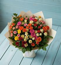 Букет Микс из разноцветных кустовых роз в Манушкино