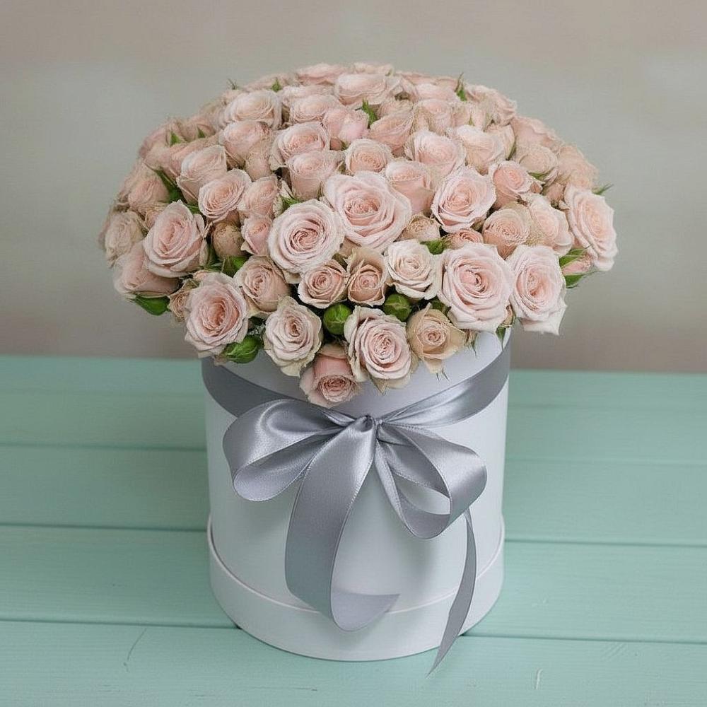 Цветочная композиция из Розы в шляпной коробке в Манушкино